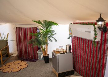 desert glamping oman